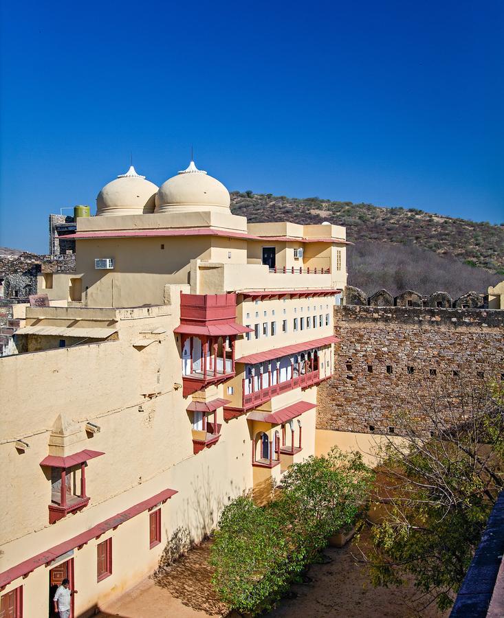Ramathra Fort Hotel Sapotra Exterior photo