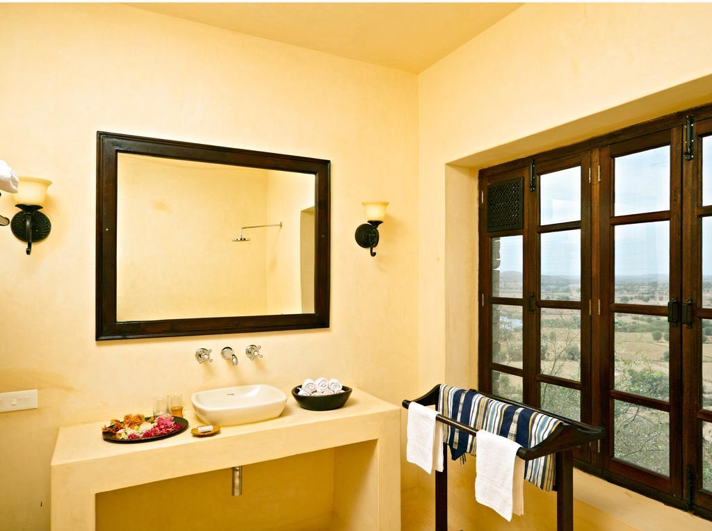 Ramathra Fort Hotel Sapotra Exterior photo